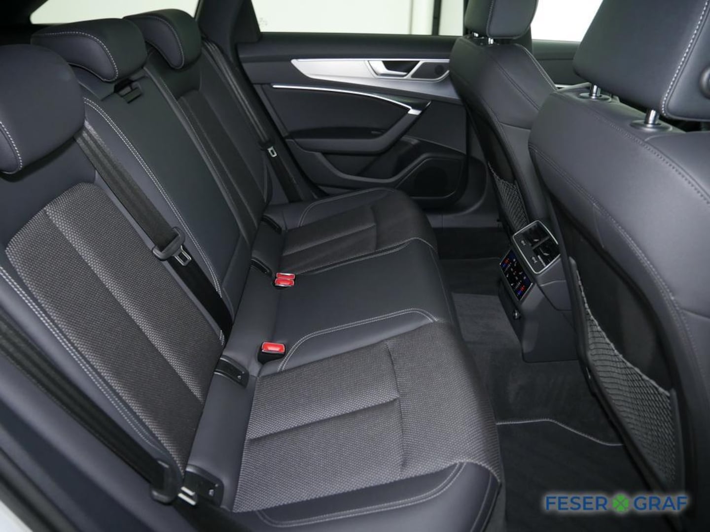 Bild über Audi A6 Avant TFSI e S line 50 TFSI e quattro S tronic - für weitere Informationen kontaktieren Sie den Audi Partner