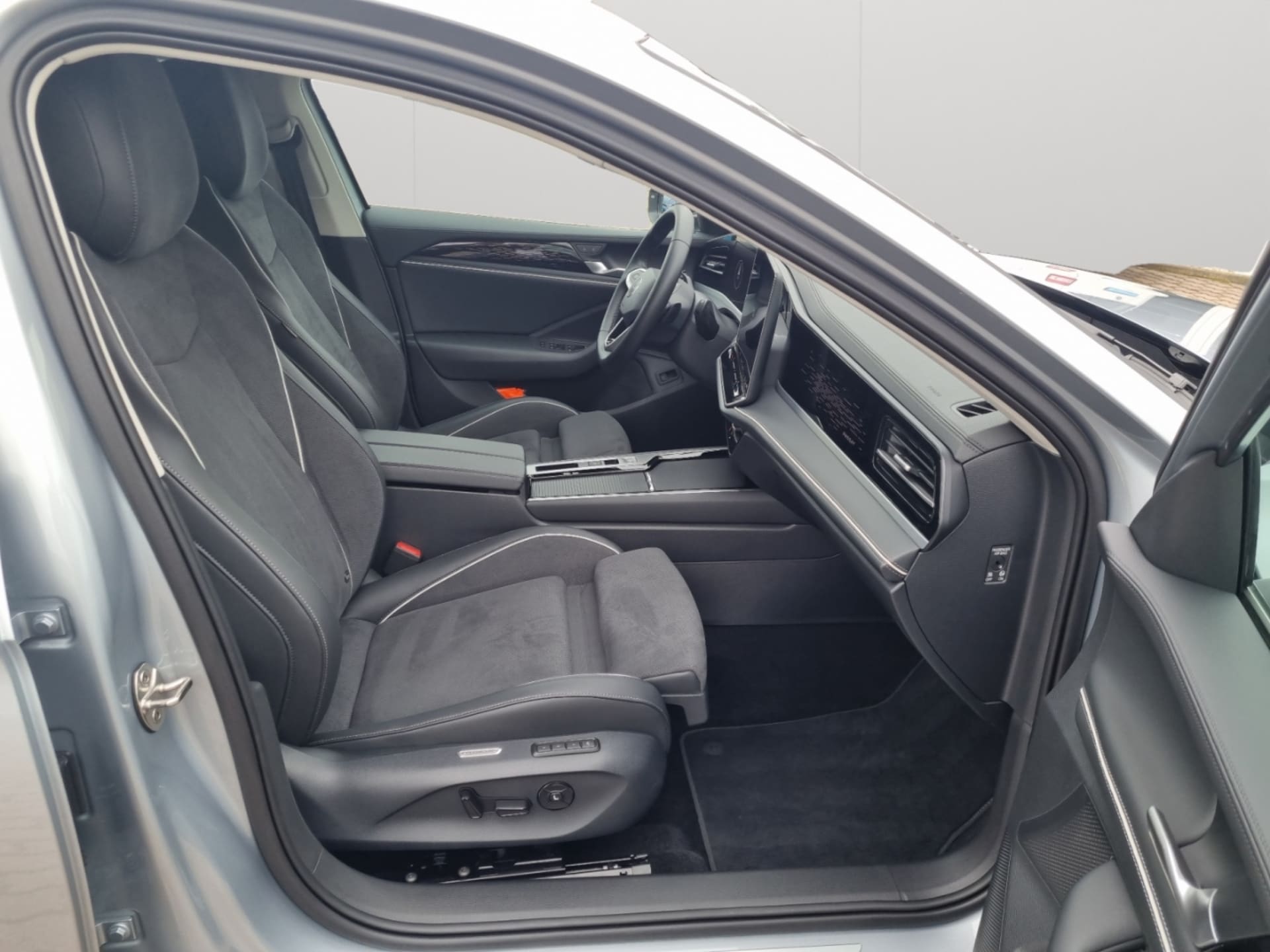 Volkswagen Passat Elegance