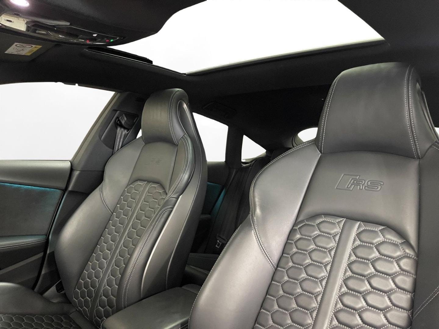 Bild über Audi RS 5 Sportback TFSI quattro tiptronic - für weitere Informationen kontaktieren Sie den Audi Partner