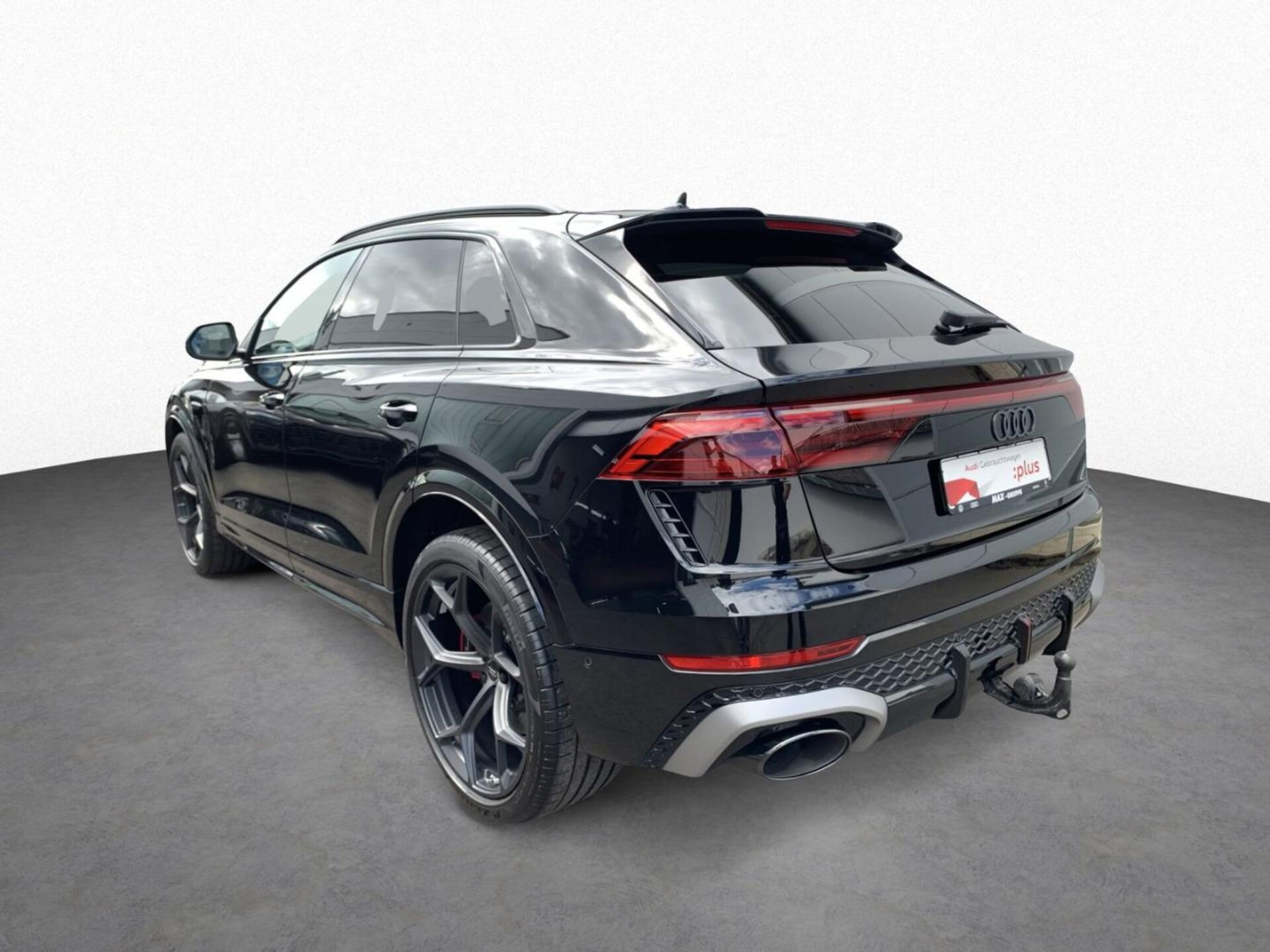Audi RS Q8 SUV performance