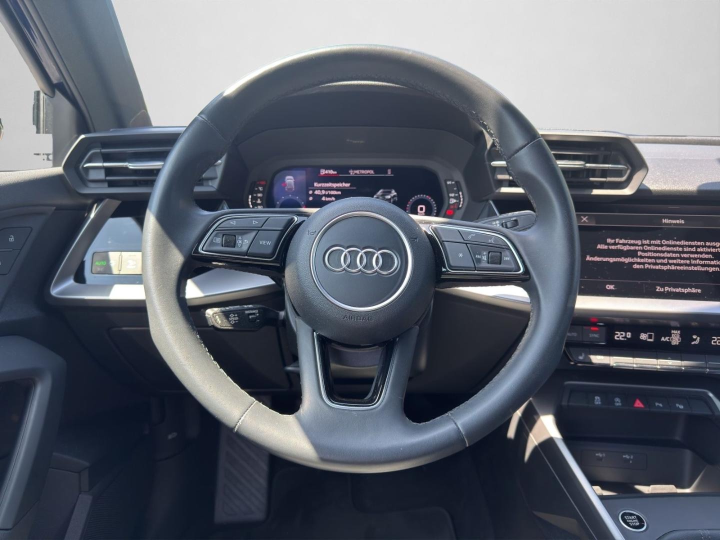 Bild über Audi A3 Sportback advanced 30 TFSI Schaltgetriebe - für weitere Informationen kontaktieren Sie den Audi Partner