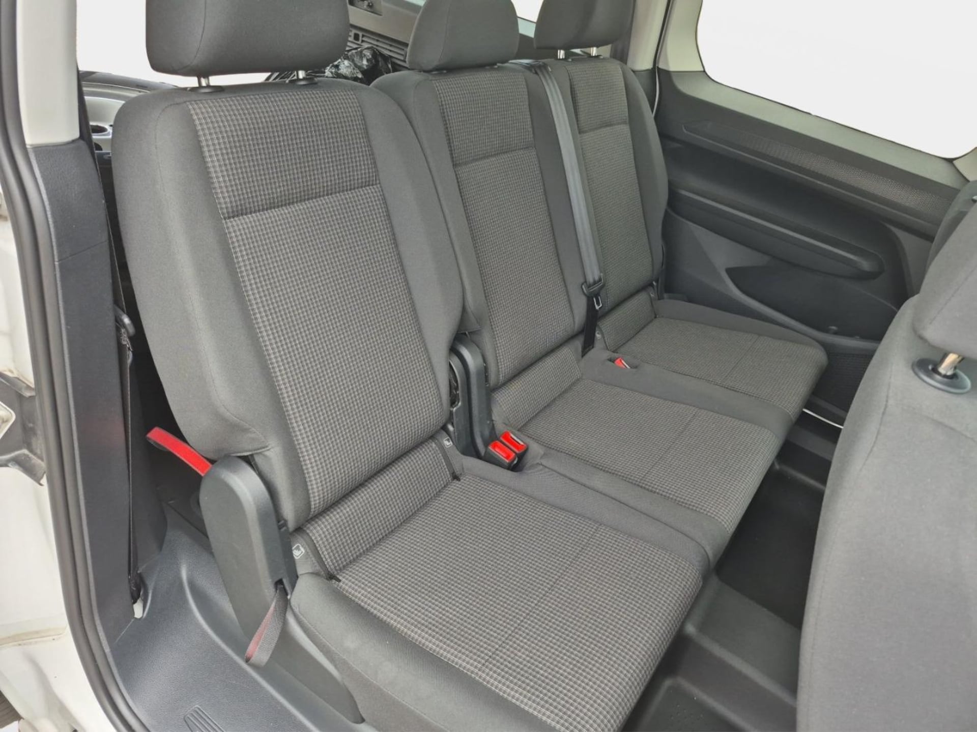 Volkswagen Caddy Maxi Kombi Basis-Modell