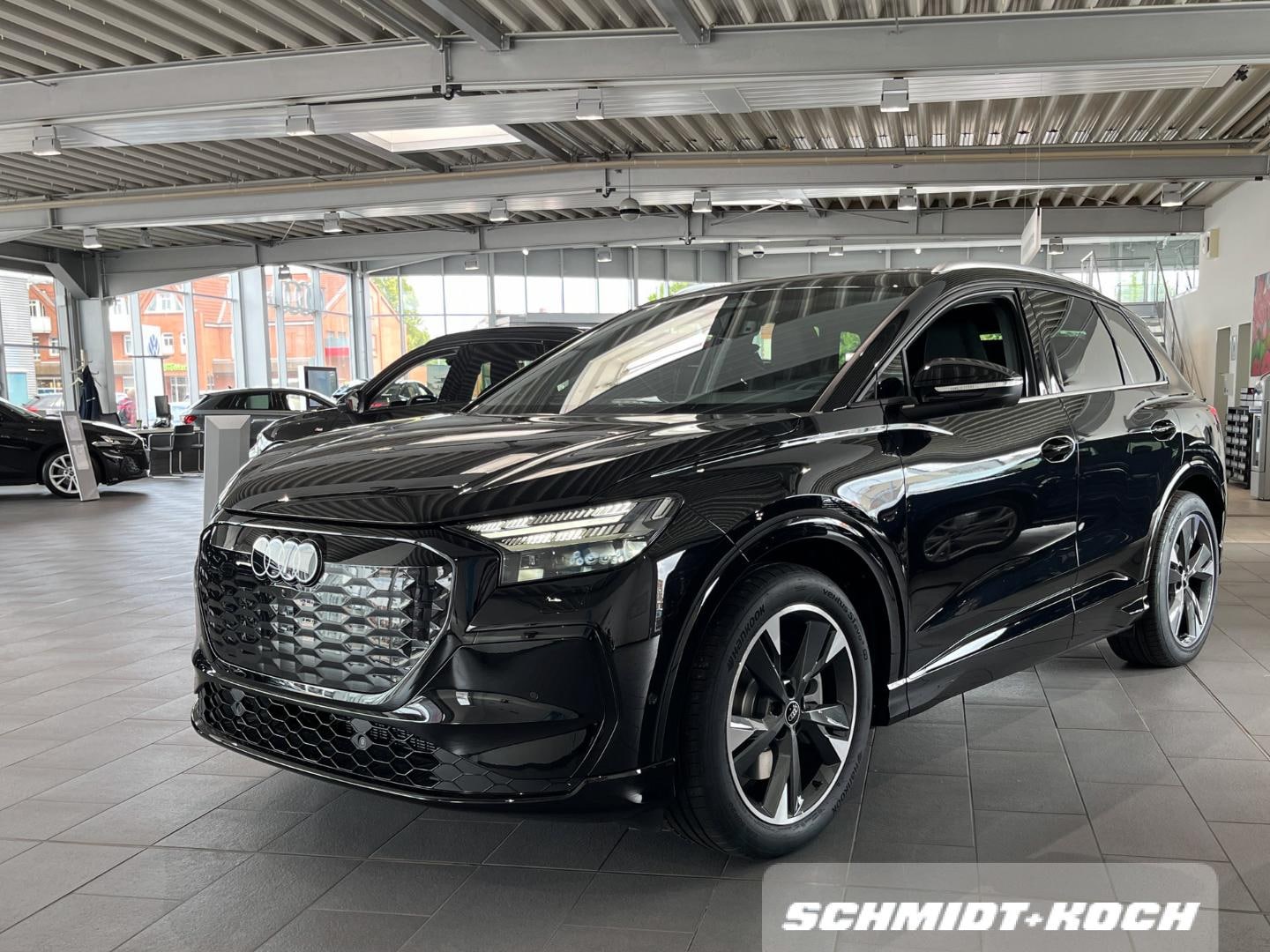 Bild über Audi Q4 SUV e-tron e-tron performance 210 kW - für weitere Informationen kontaktieren Sie den Audi Partner