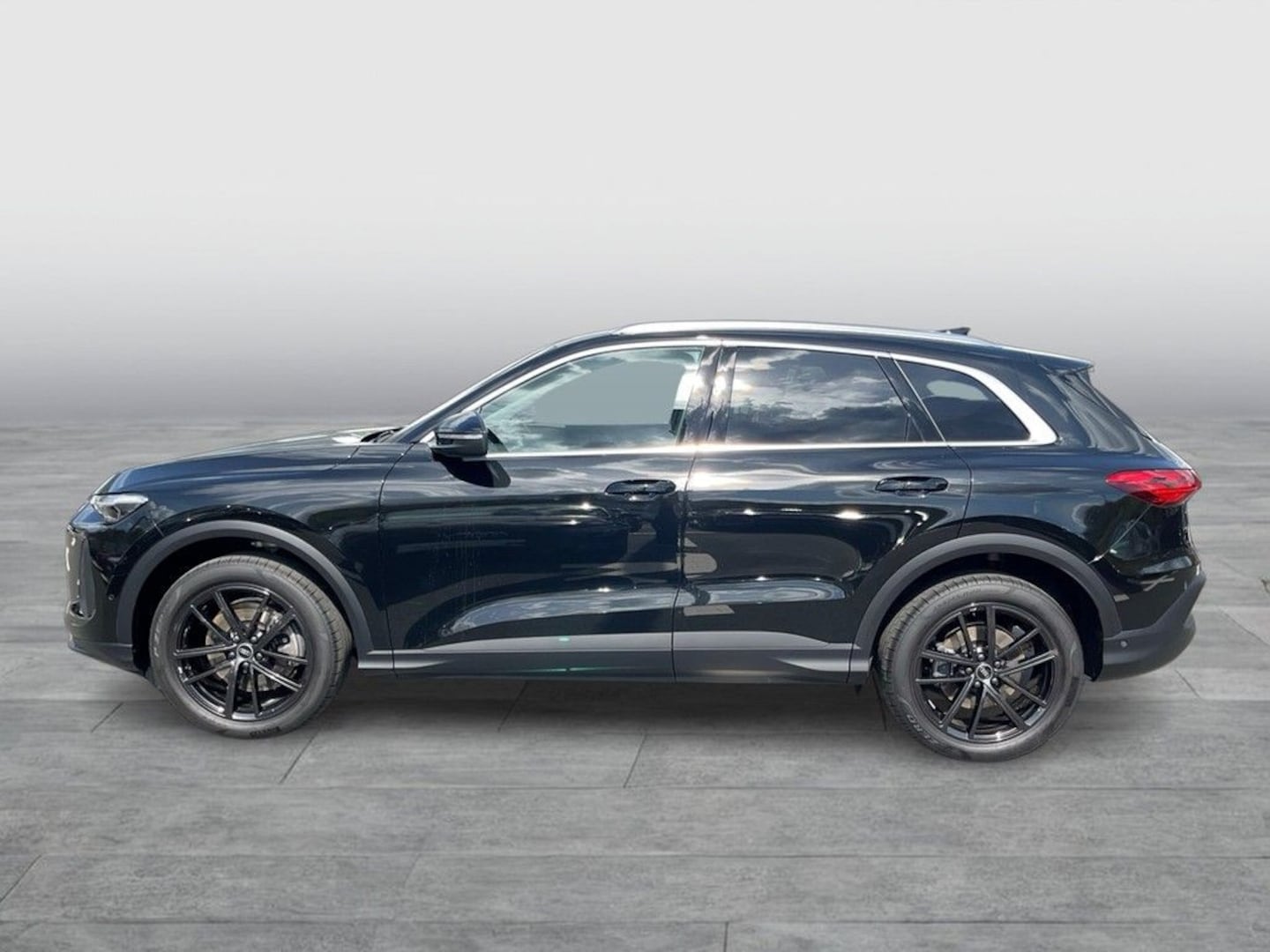 Bild über Audi Q5 SUV TDI quattro 150 kW S tronic - für weitere Informationen kontaktieren Sie den Audi Partner