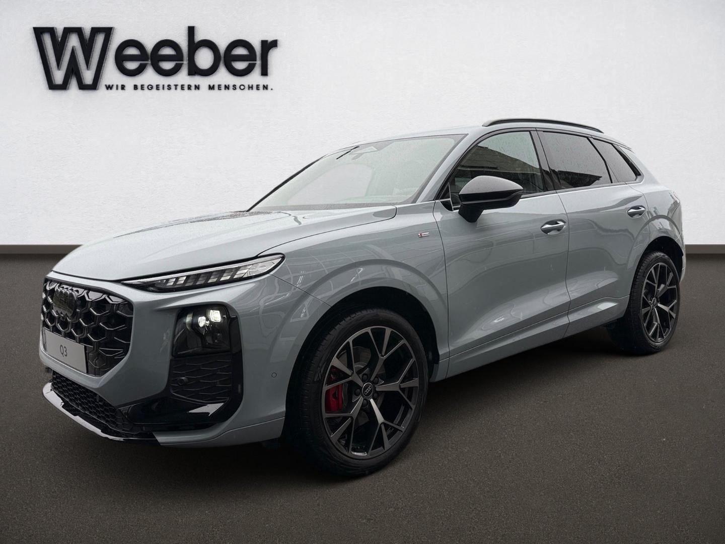 Bild über Audi Q3 SUV TFSI quattro 195 kW S tronic - für weitere Informationen kontaktieren Sie den Audi Partner