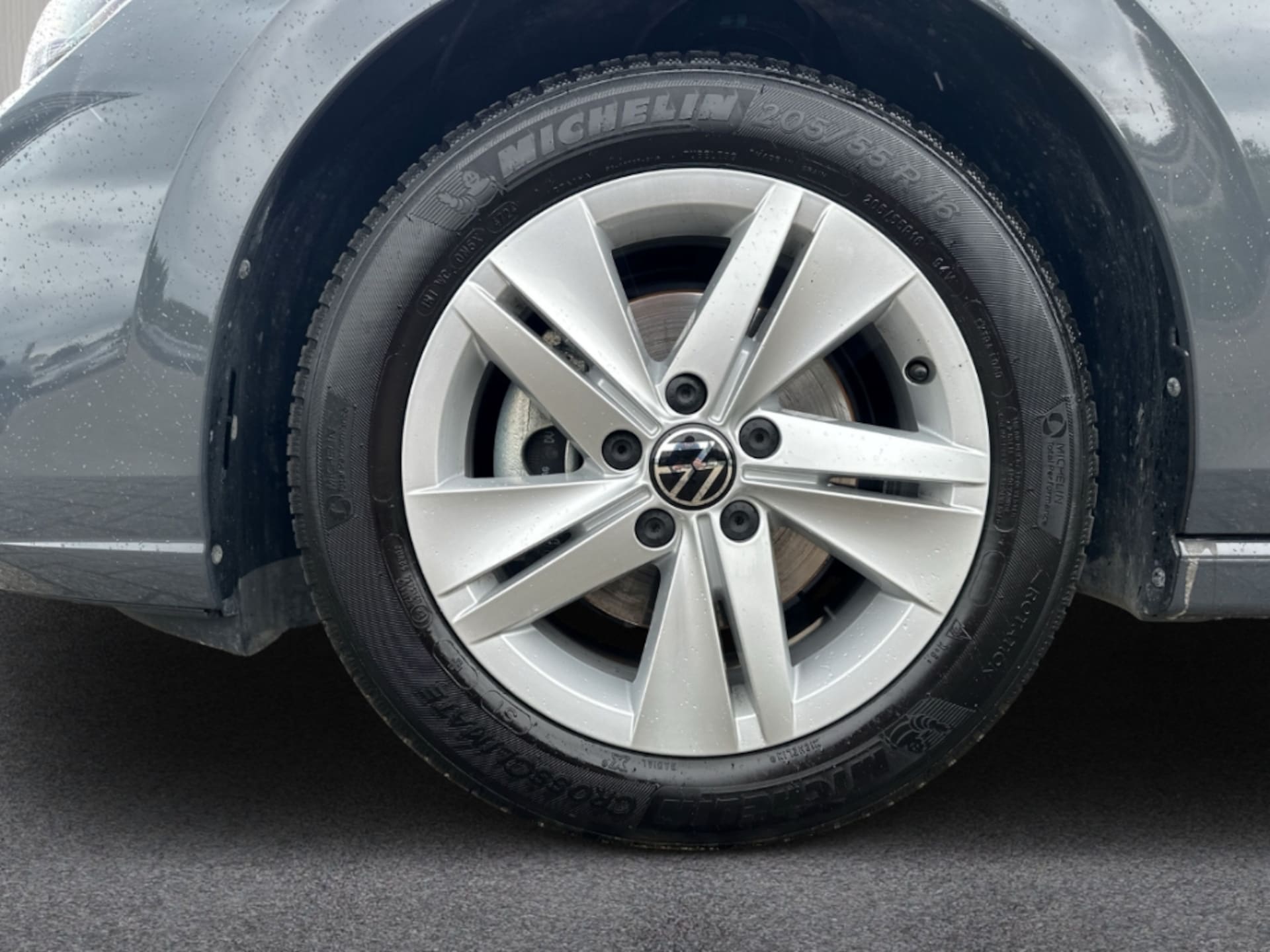 Volkswagen Golf Variant Life