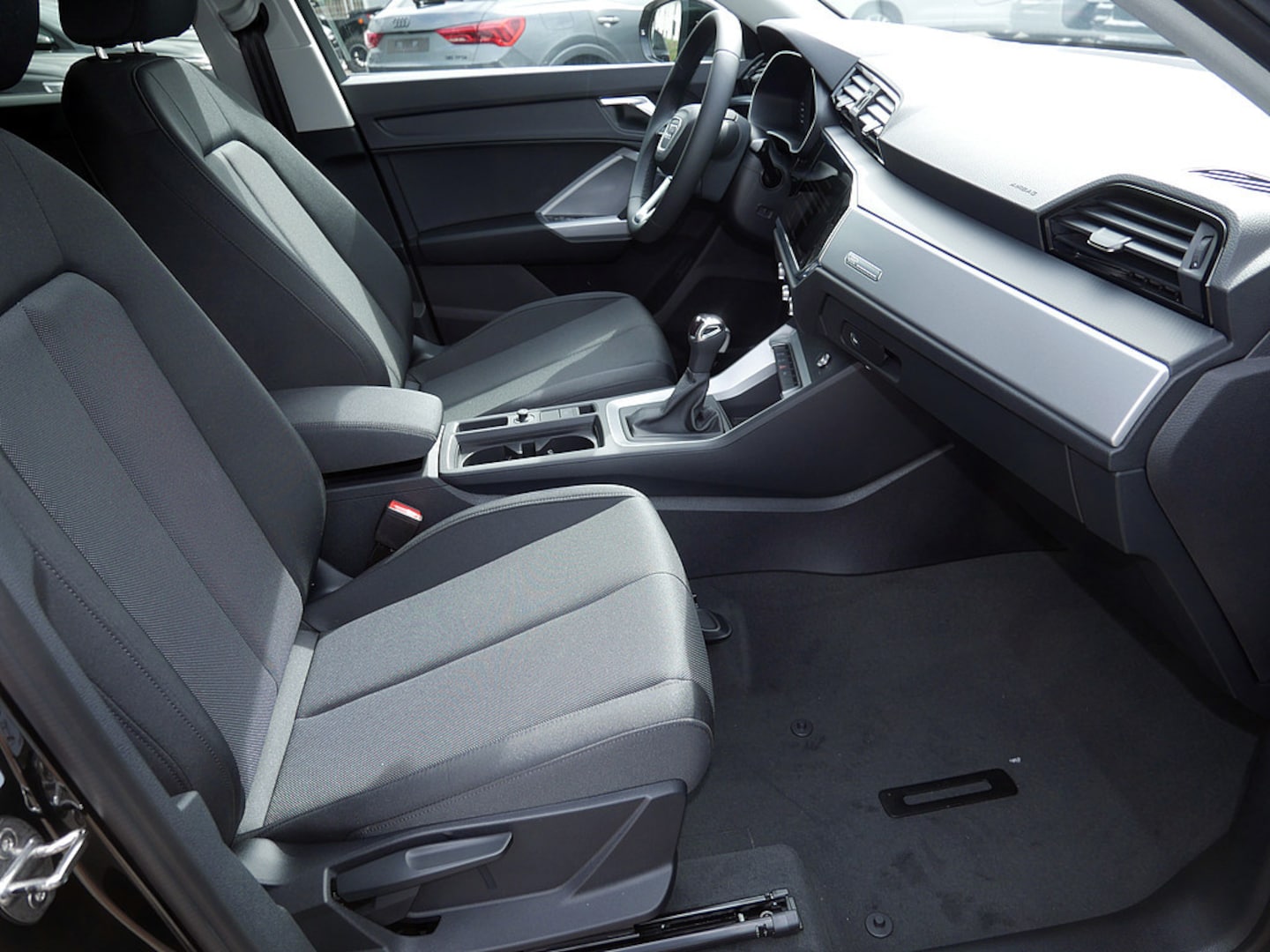 Bild über Audi Q3 TFSI 110 kW S tronic - für weitere Informationen kontaktieren Sie den Audi Partner