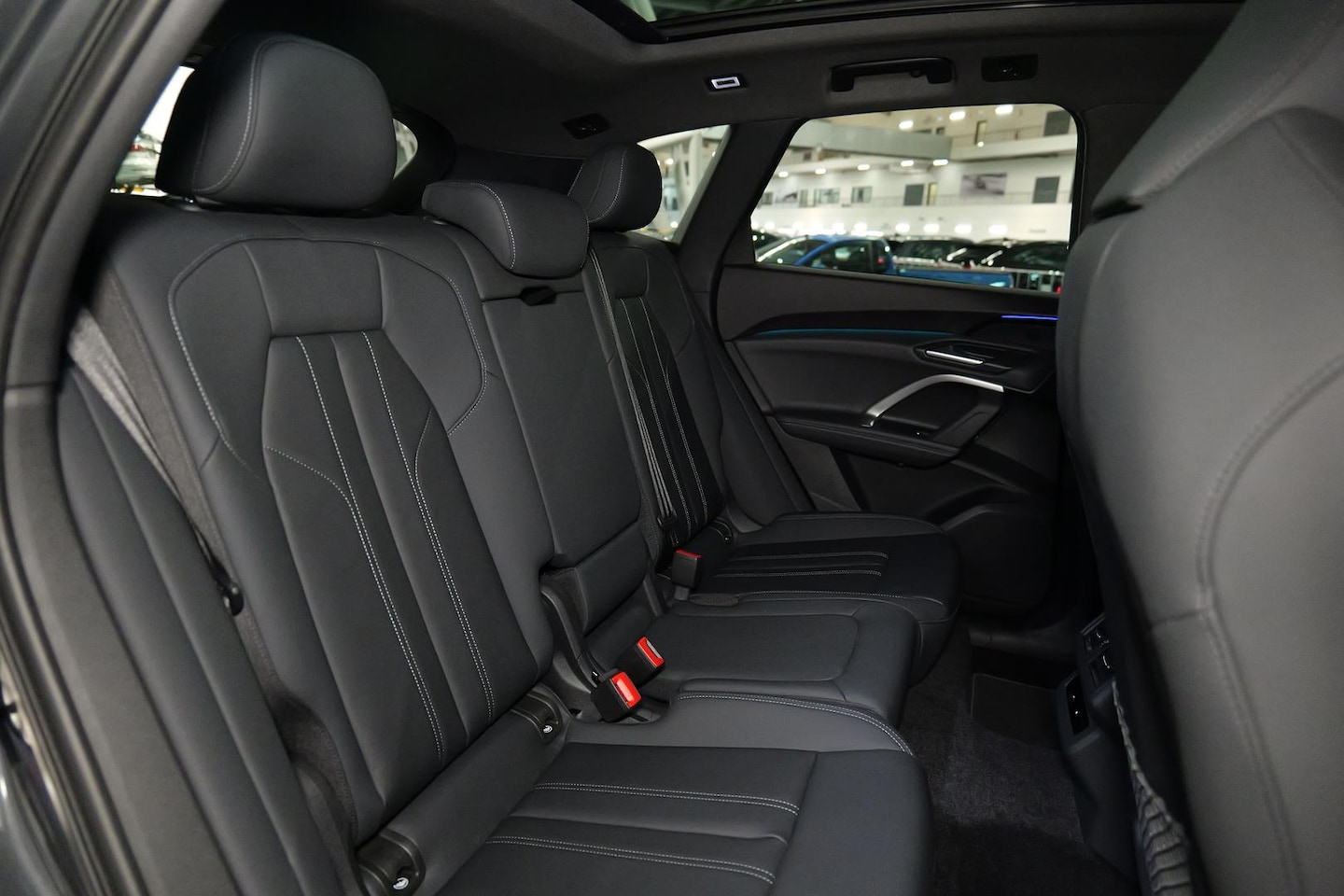 Image about Audi Q5 SUV TDI quattro 150 kW sport