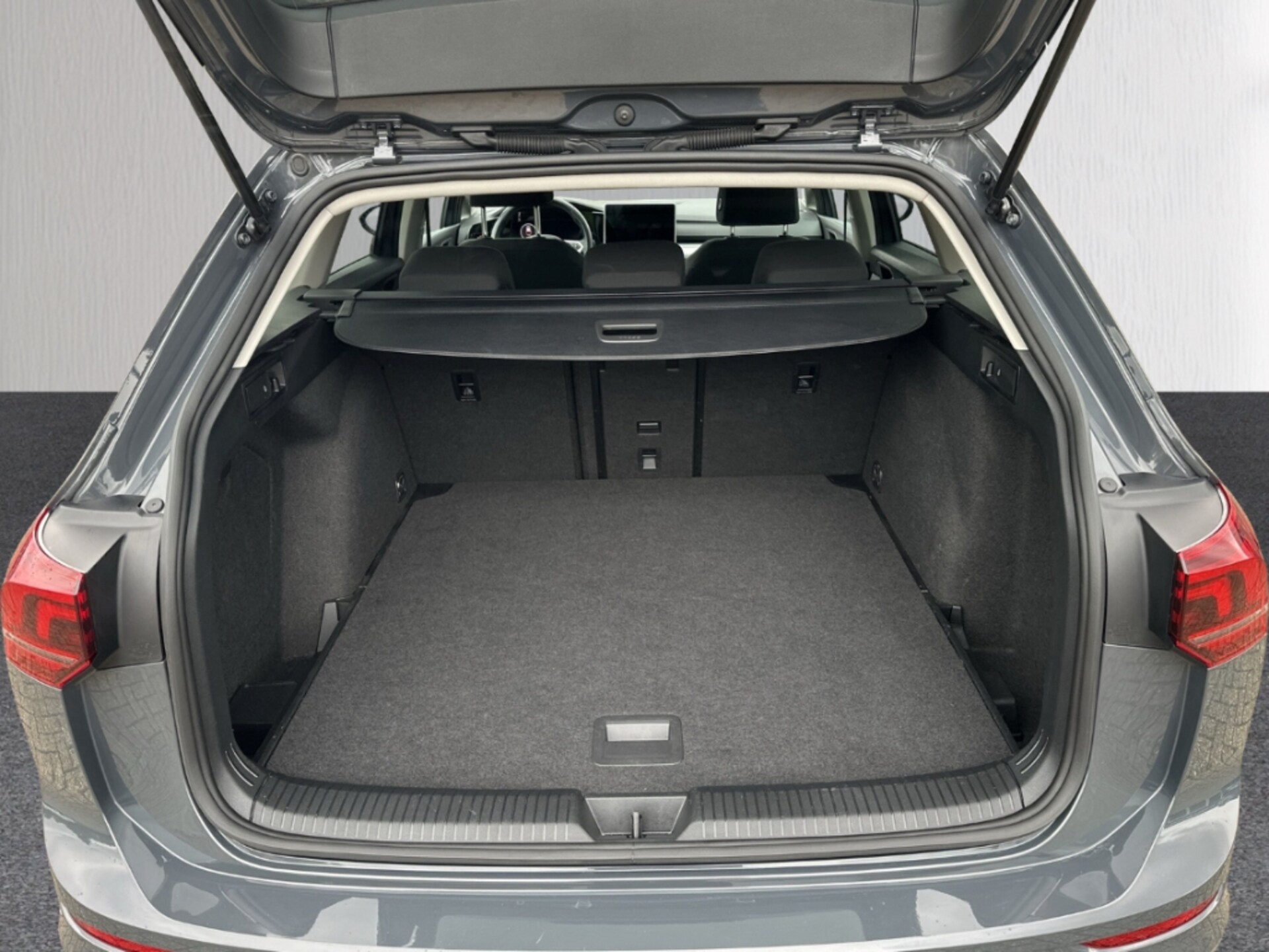 Volkswagen Golf Variant Life
