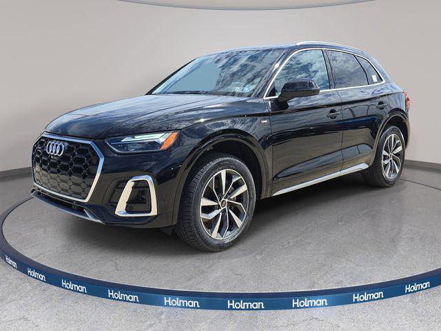 2023 Audi Q5 45 Premium Plus's photo