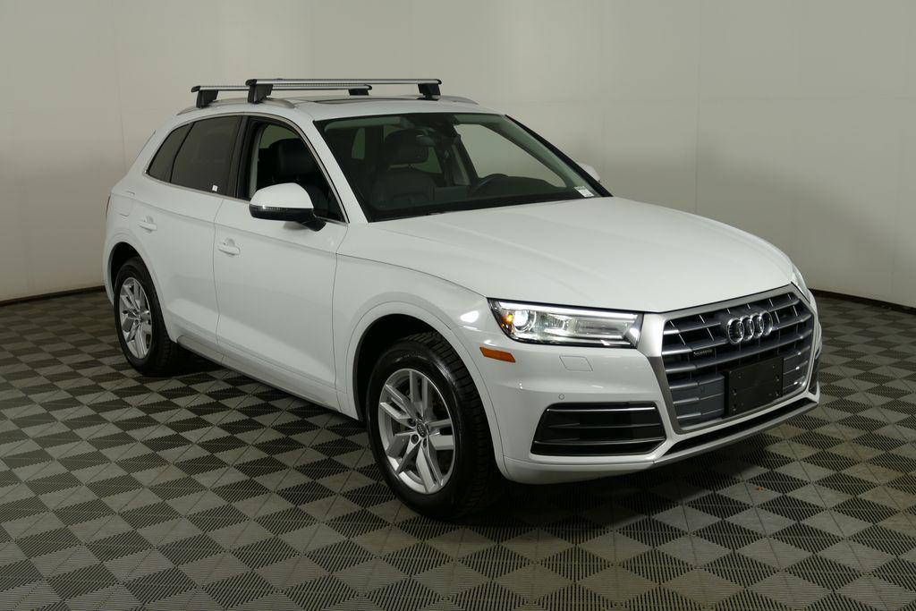 2020 Audi Q5 45 quattro S tronic Premium's photo