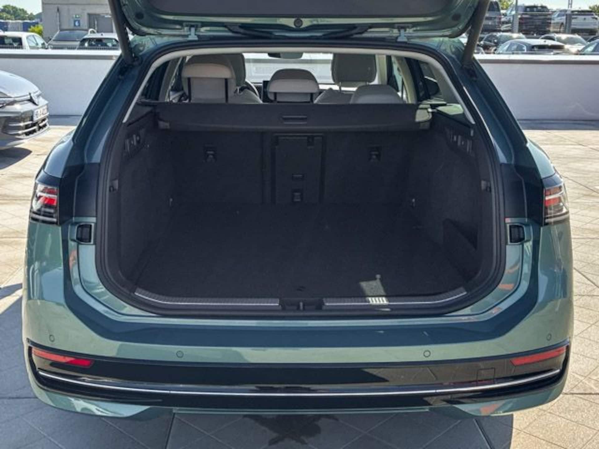 Volkswagen Passat Elegance