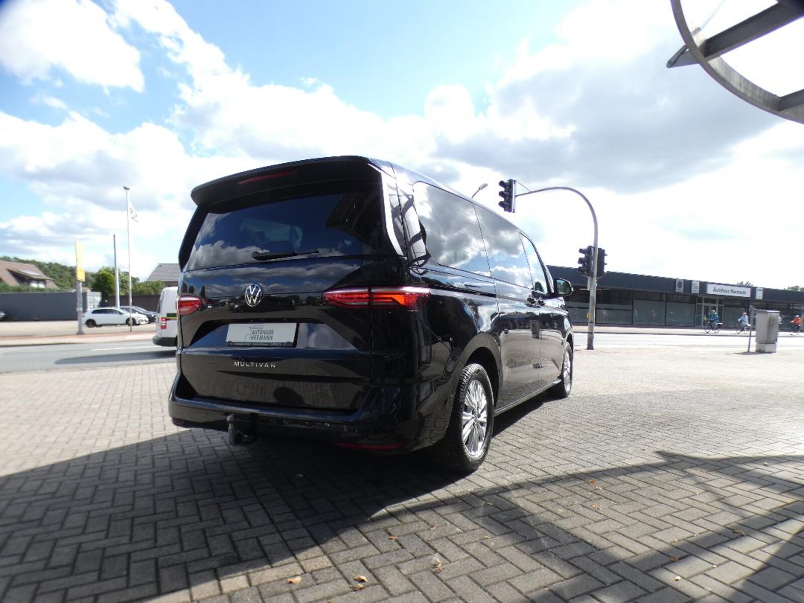 Volkswagen Multivan Langversion – Bild 6