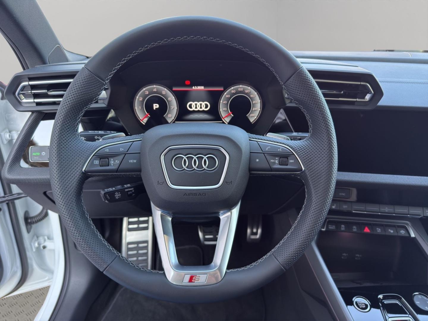 Bild über Audi A3 Limousine S line 35 TFSI 110(150) kW(PS) S tronic - für weitere Informationen kontaktieren Sie den Audi Partner