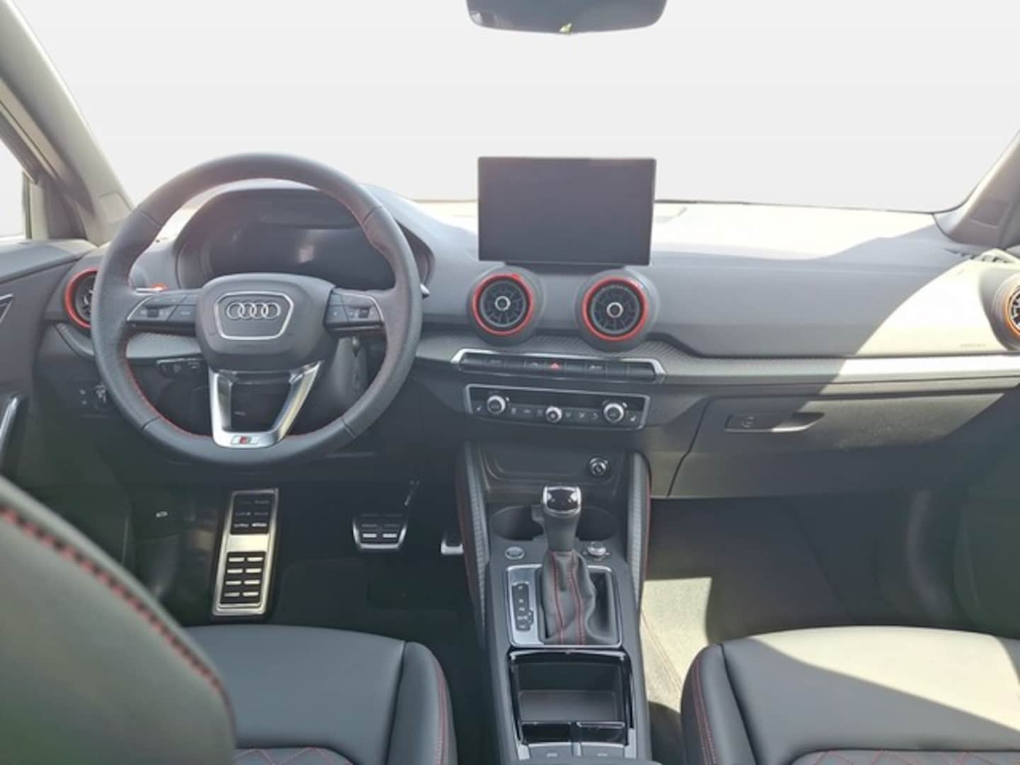 Bild über Audi Q2 S line 35 TDI S tronic - für weitere Informationen kontaktieren Sie den Audi Partner