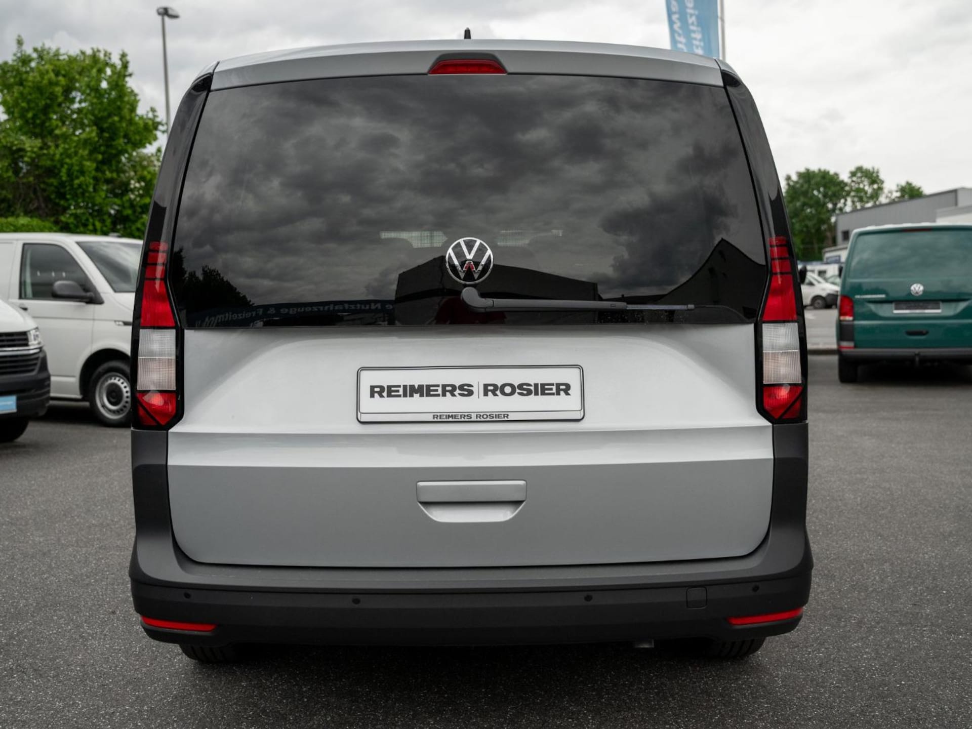 Volkswagen Caddy Maxi Basis-Modell