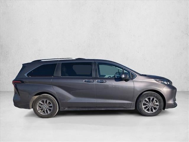 2024 TOYOTA SIENNA - Image 4