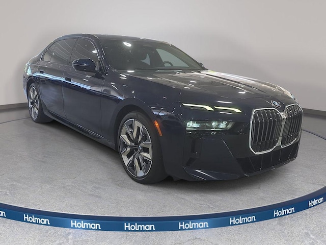 2023 BMW 760