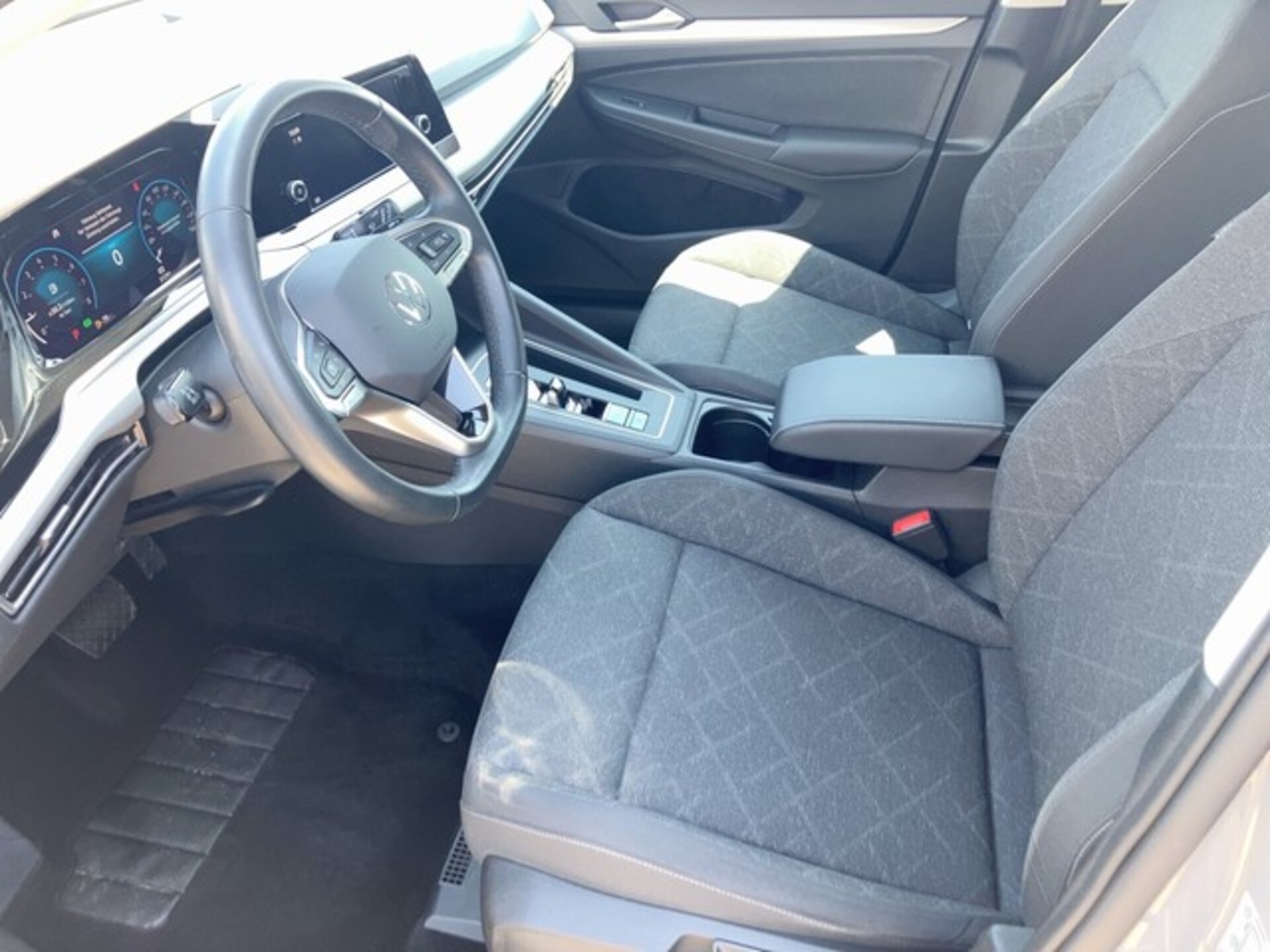 Volkswagen Golf Life