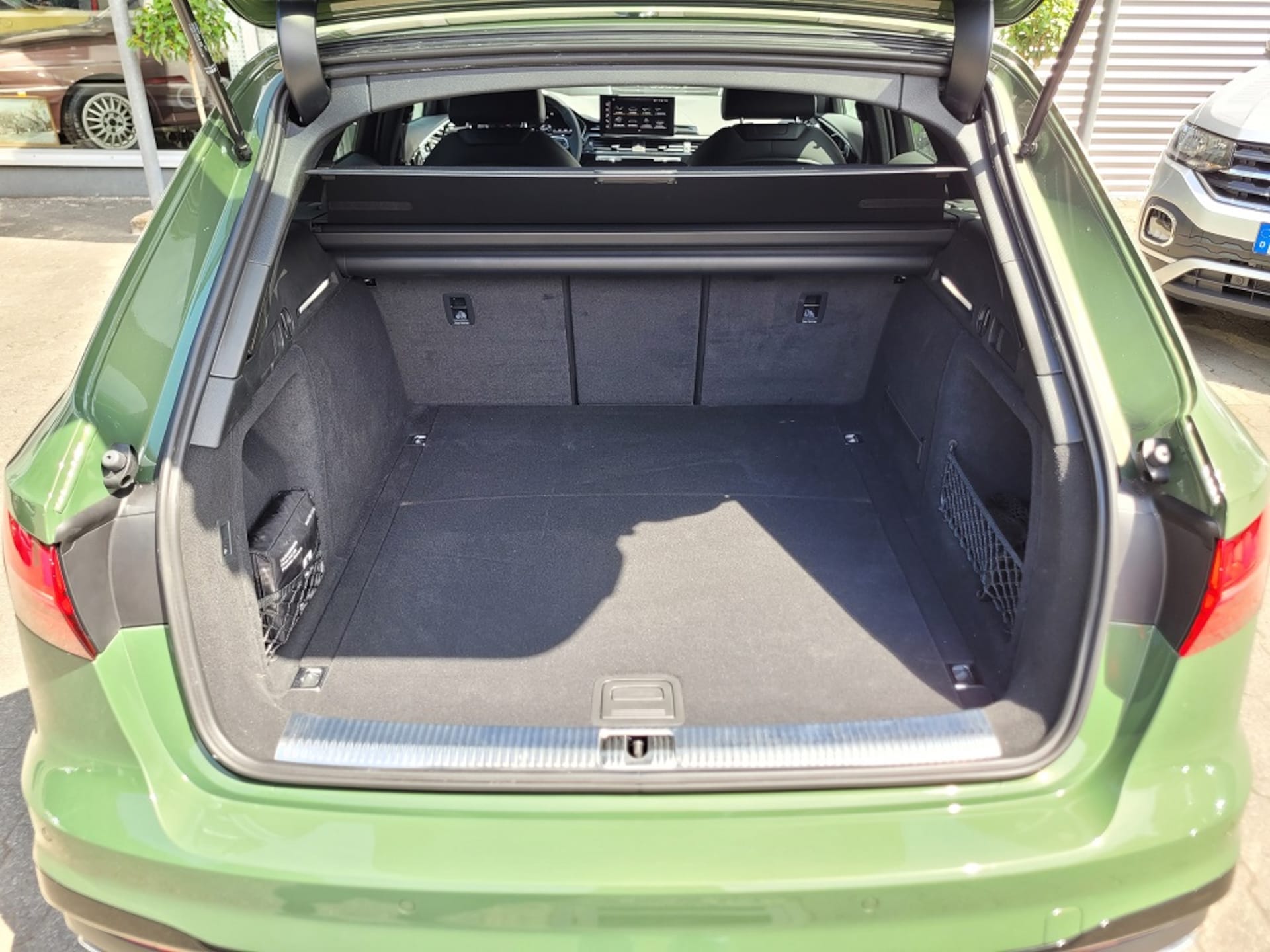 Audi A4 Avant S line