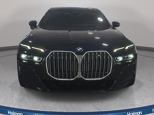 2023 BMW 760