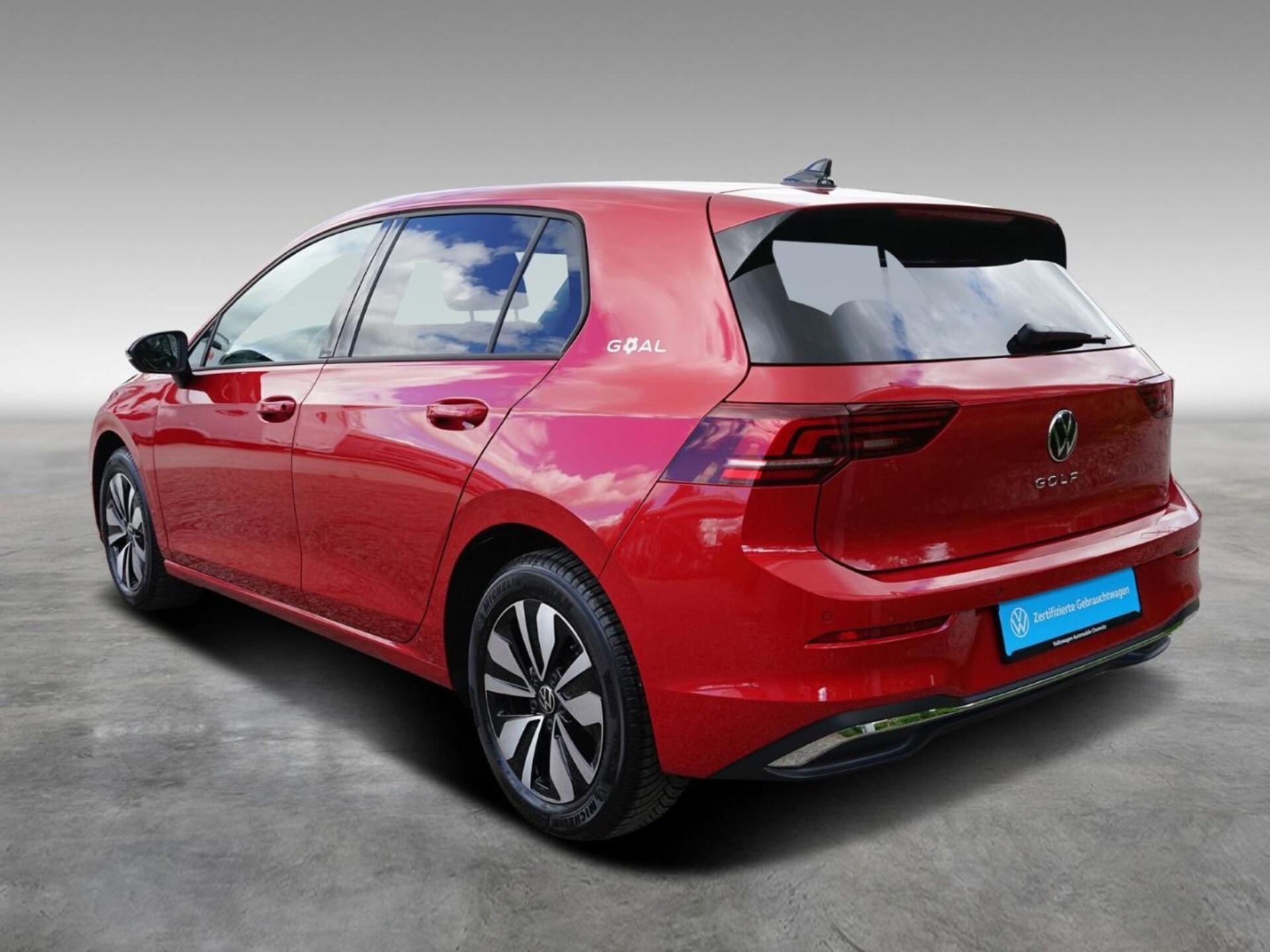 Volkswagen Golf Life