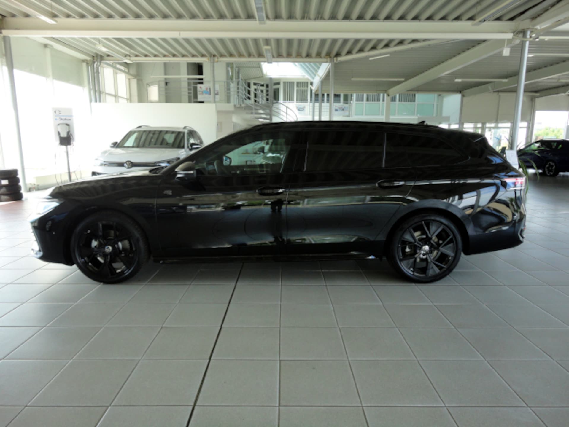 Volkswagen Passat Variant R-Line Edition