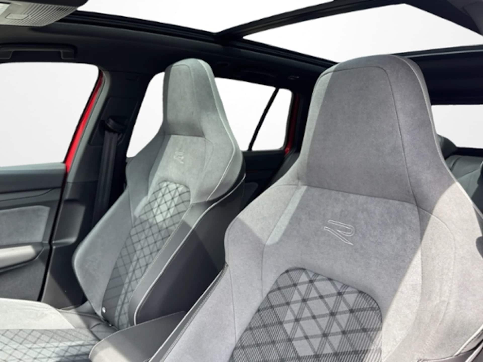 Volkswagen Golf Variant R-Line