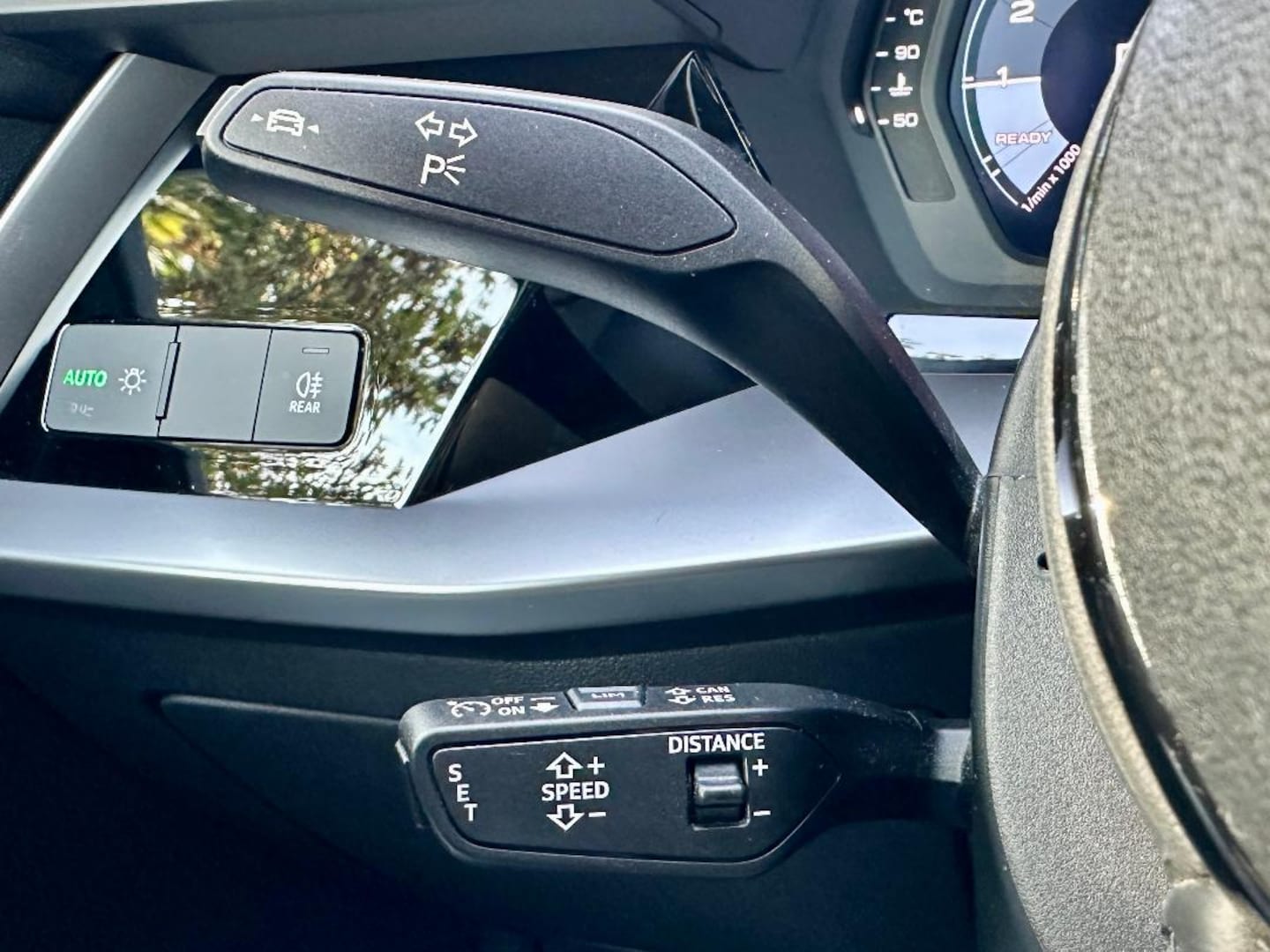 Bild über Audi A3 Sportback advanced 30 TFSI S tronic - für weitere Informationen kontaktieren Sie den Audi Partner