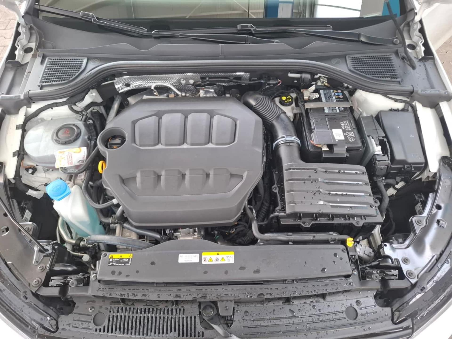 Volkswagen Golf R