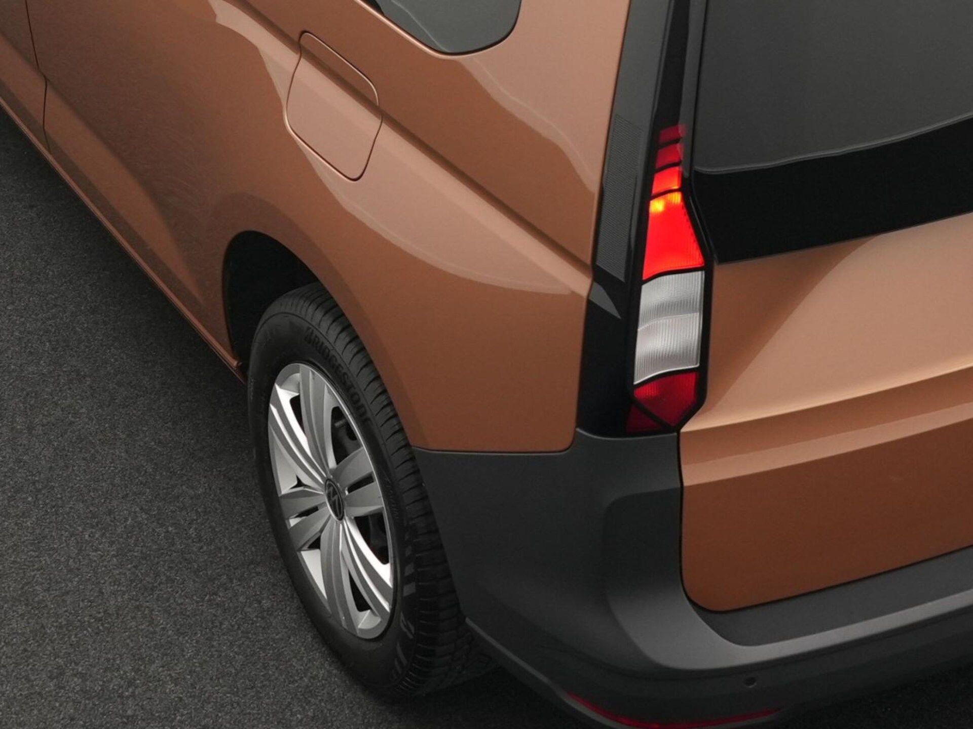 Volkswagen Caddy Kombi Basis-Modell