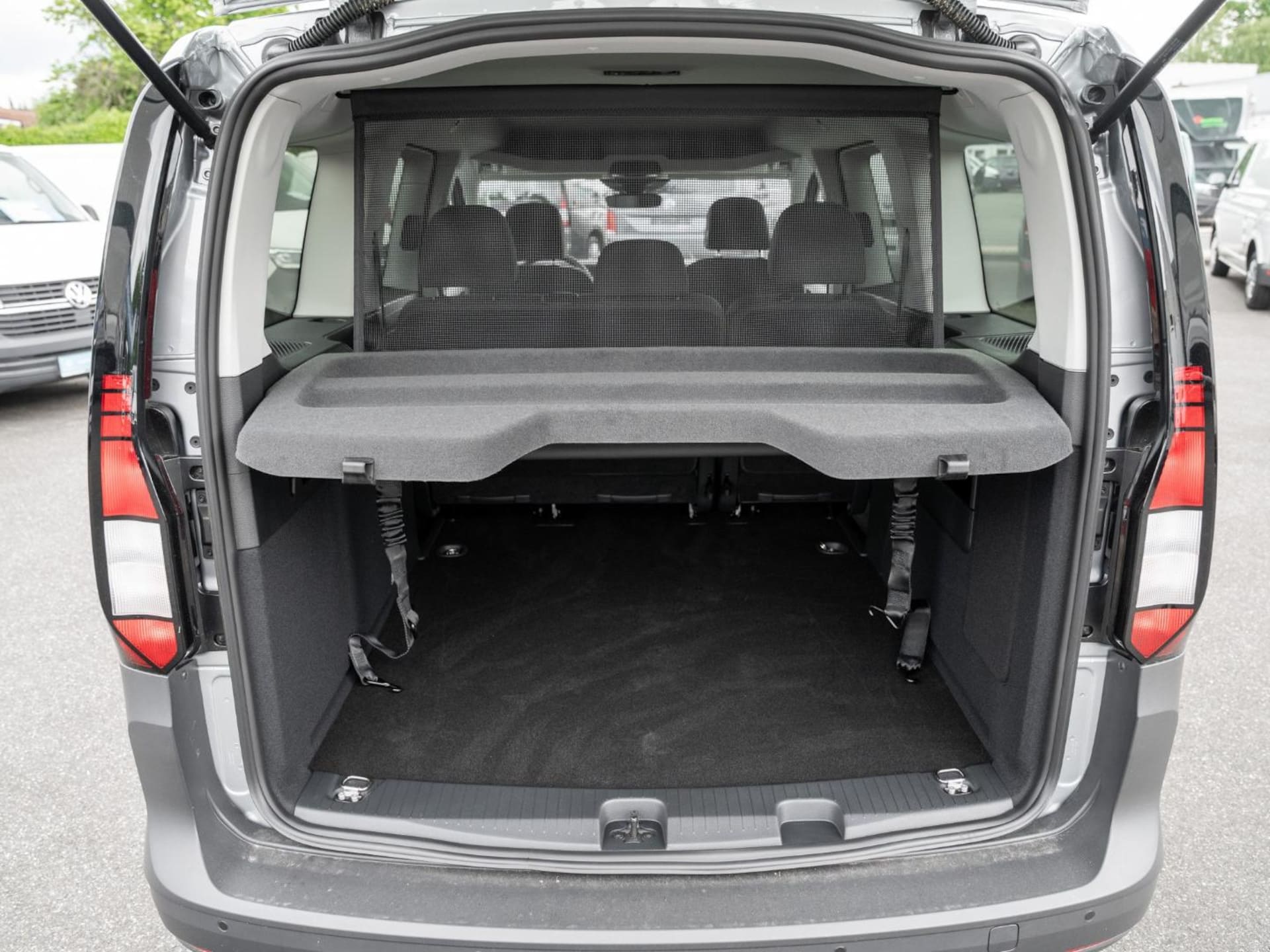 Volkswagen Caddy Maxi Basis-Modell