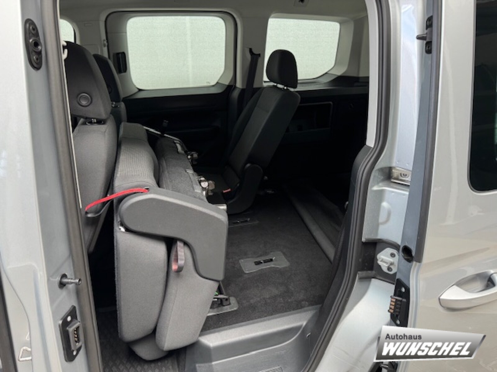 Volkswagen Caddy – Bild 10