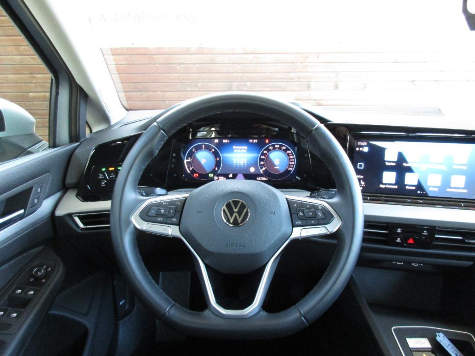 Volkswagen Golf Life