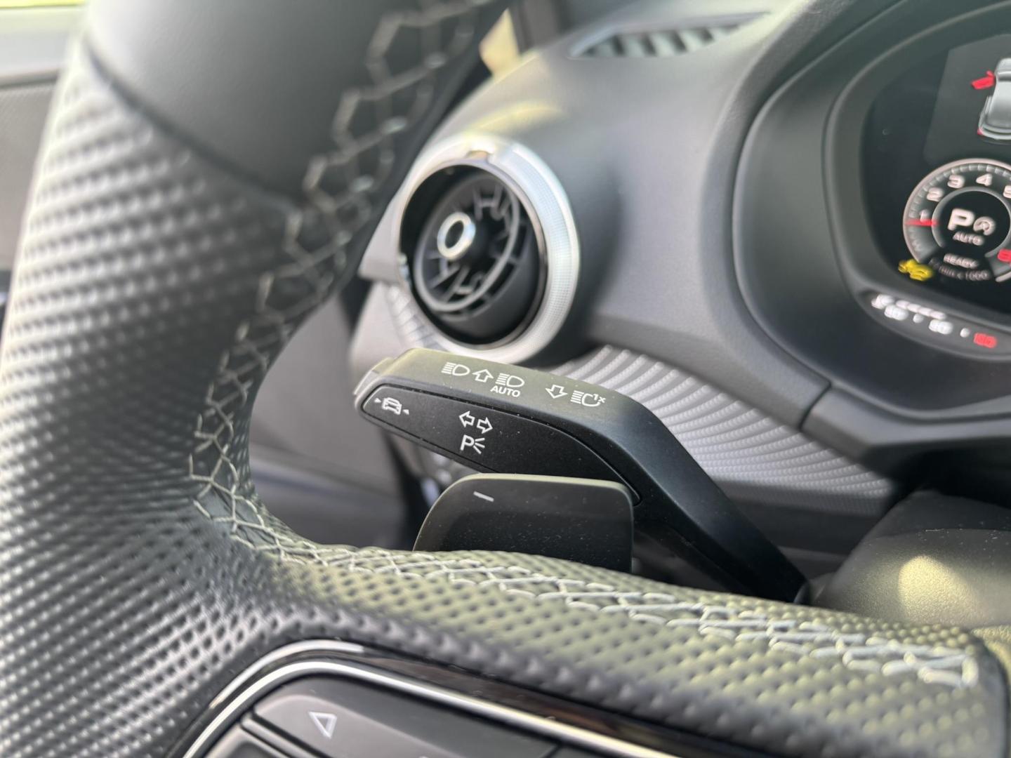 Image about Audi Q2 S line plus 35 TFSI 110 kW (150 ch) S tronic