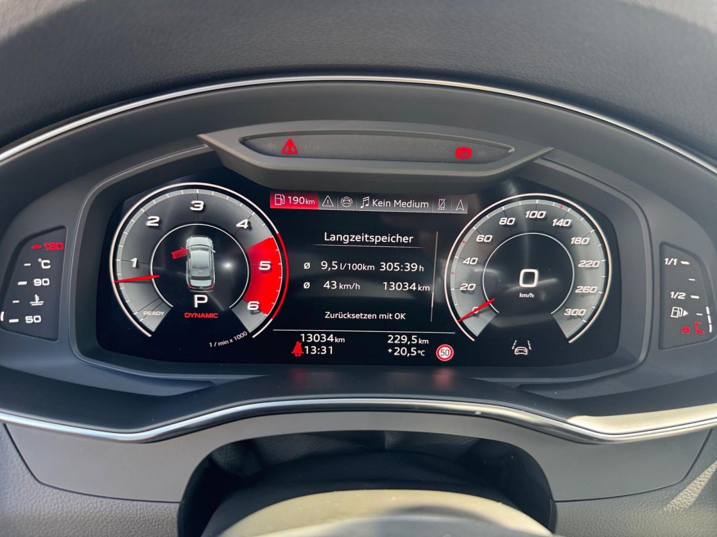 Bild über Audi S6 Limousine TDI quattro tiptronic - für weitere Informationen kontaktieren Sie den Audi Partner