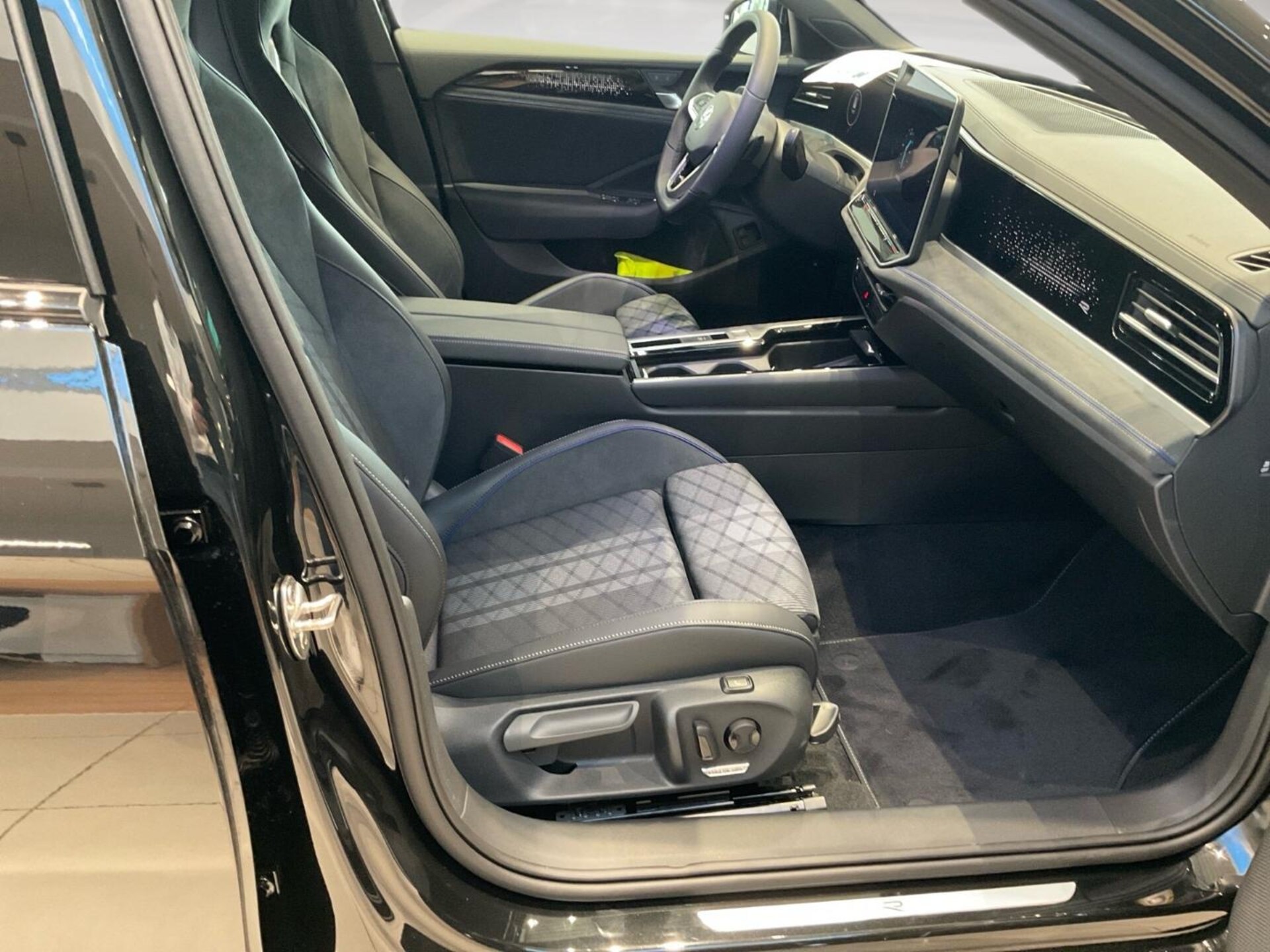 Volkswagen Passat R-Line