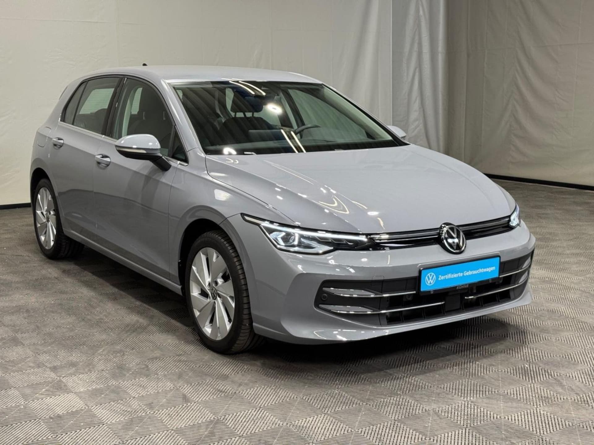 Volkswagen Golf Style