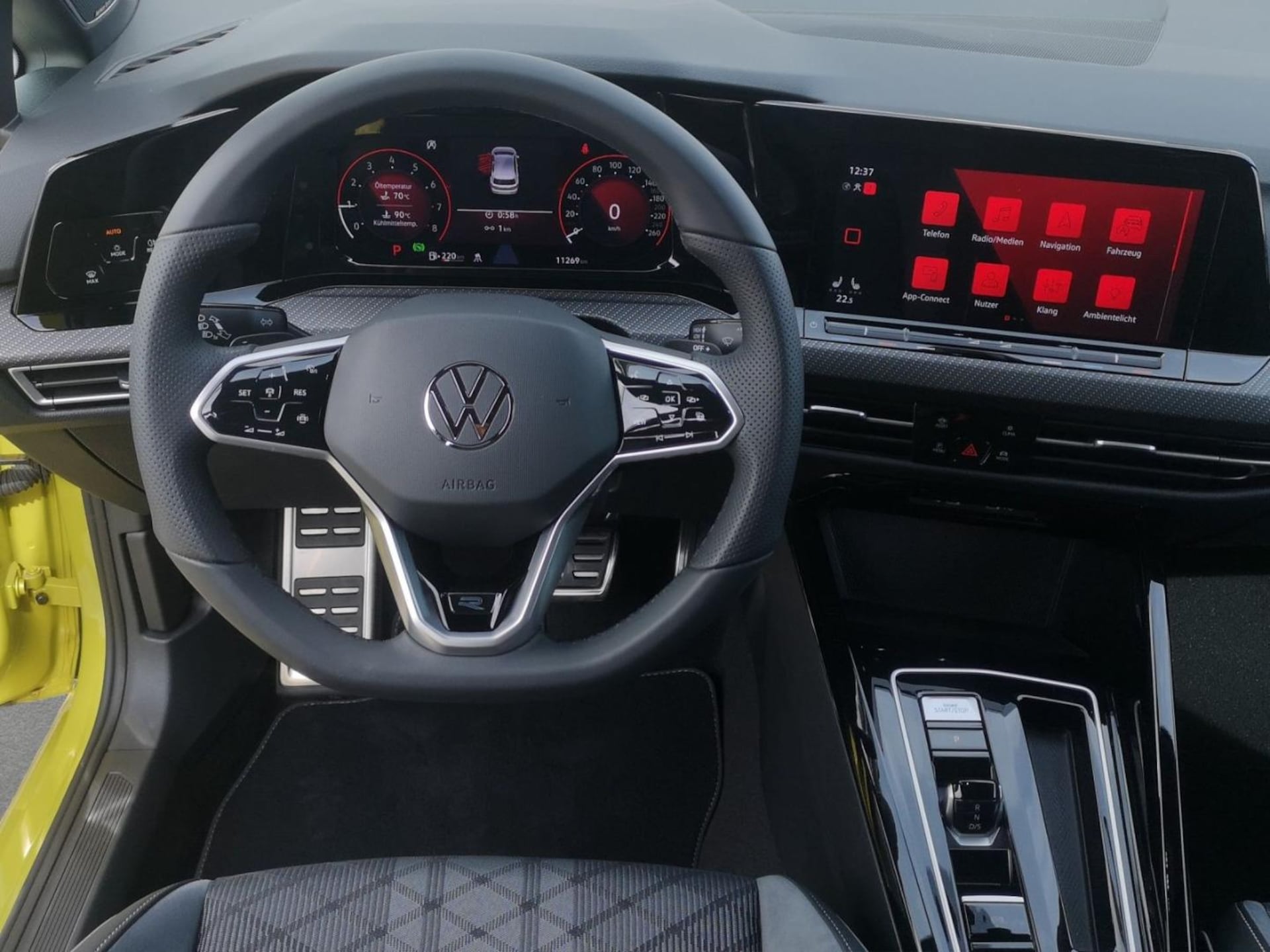 Volkswagen Golf R-Line