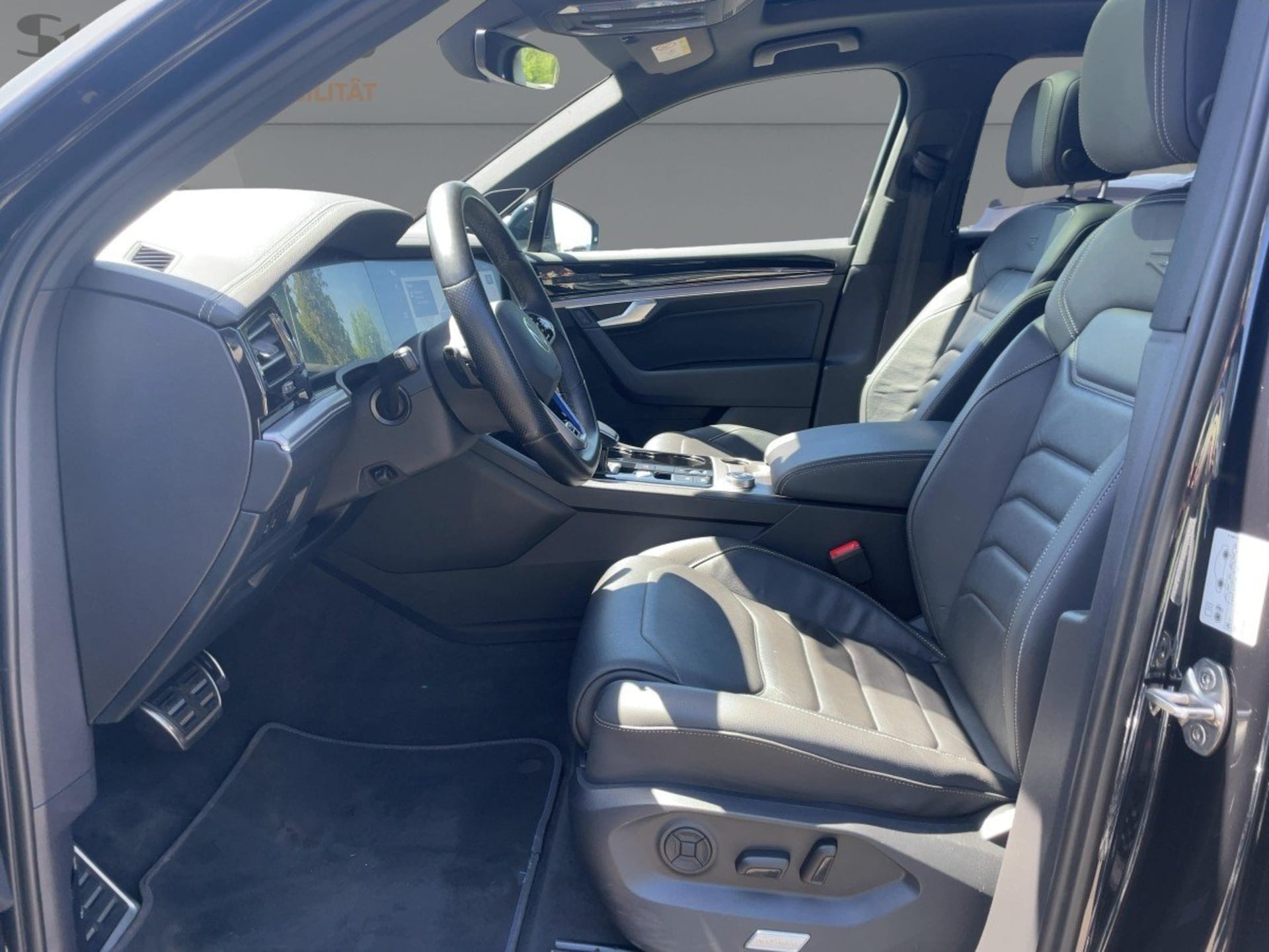 Volkswagen Touareg R