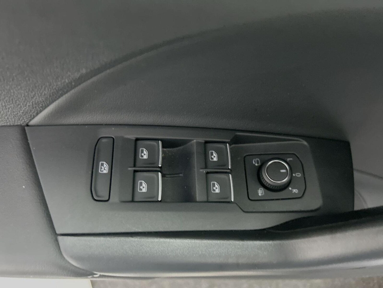 Volkswagen T-Cross – Bild 13