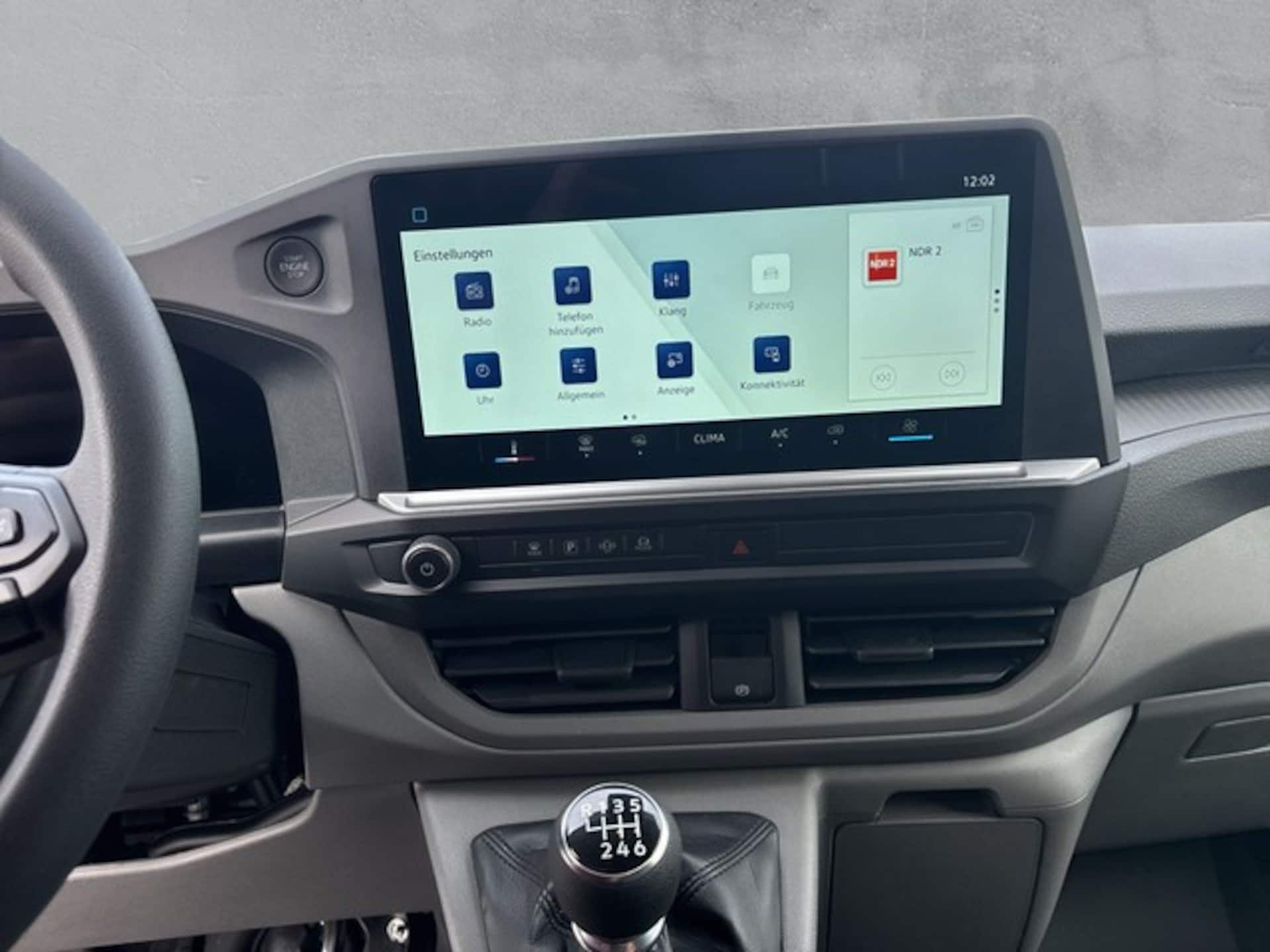 Volkswagen Transporter Kasten langer Radstand