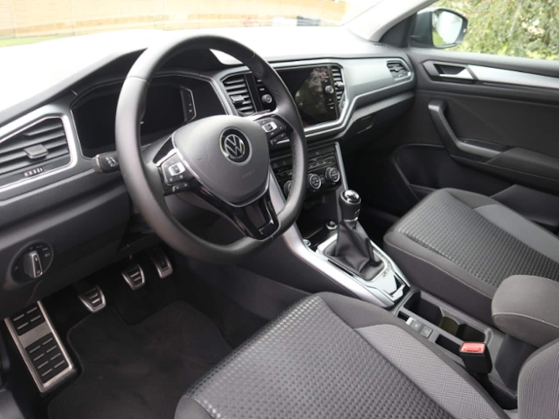 Volkswagen T-Roc Active