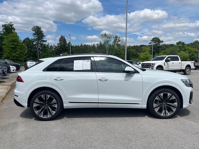 2025 Audi Q8