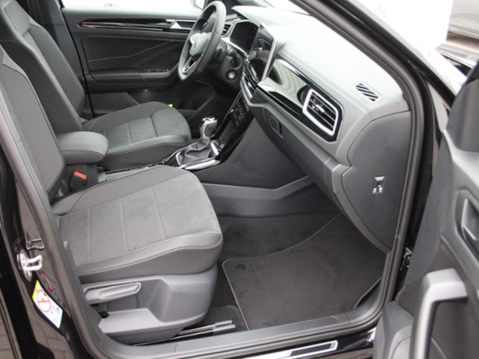 Volkswagen T-Roc – Bild 15