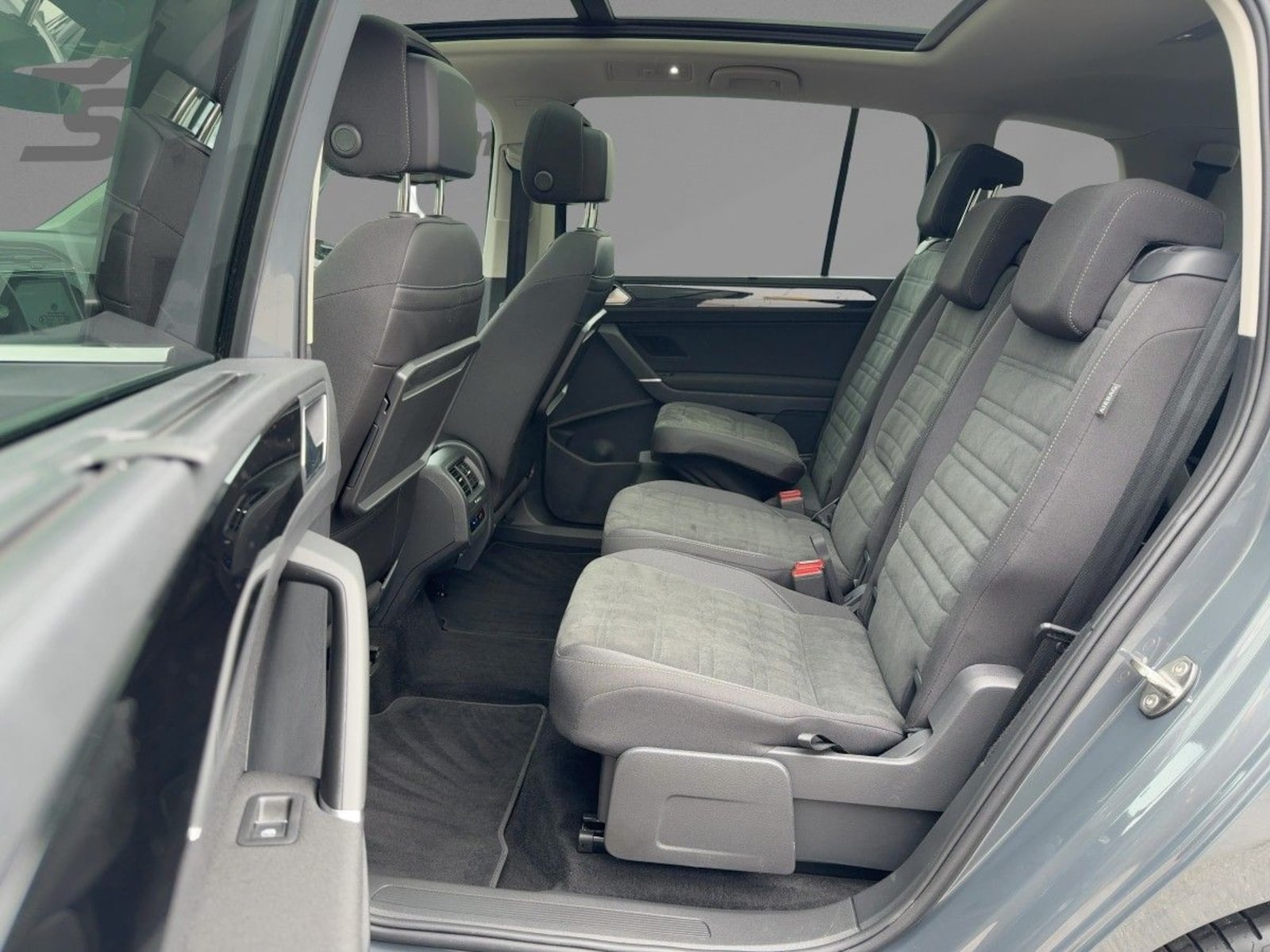 Volkswagen Touran – Bild 11