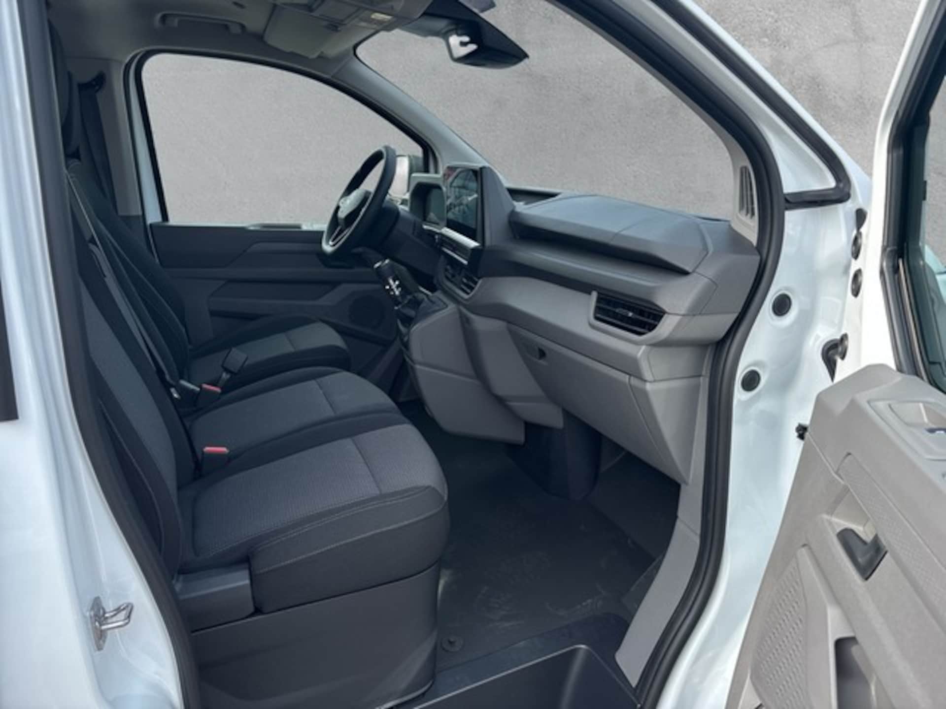 Volkswagen Transporter Kasten langer Radstand
