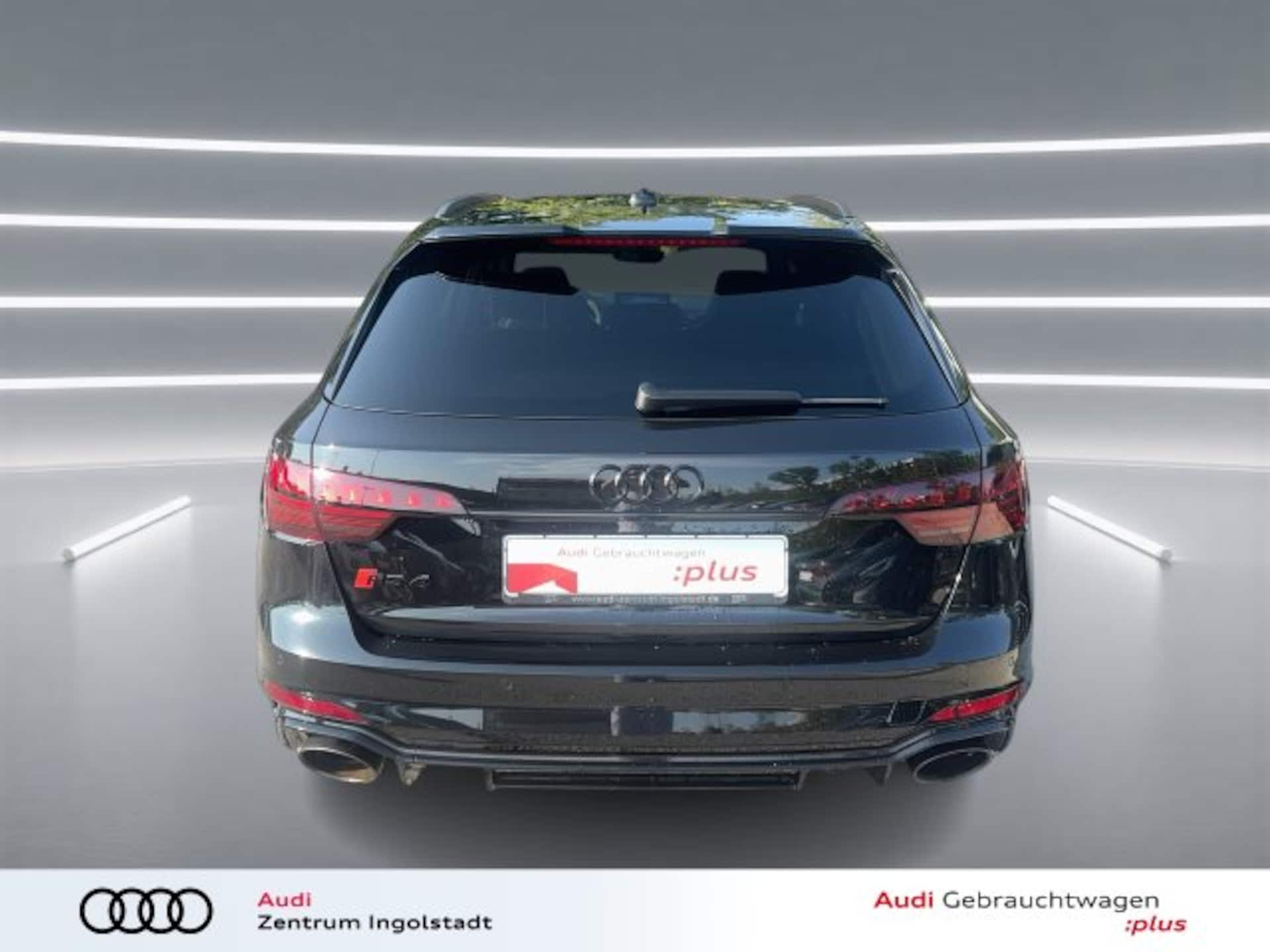 Audi RS 4 Avant