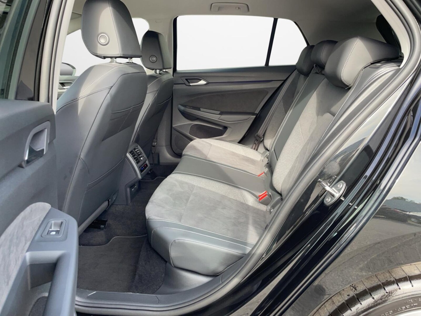 Volkswagen Golf – Bild 12