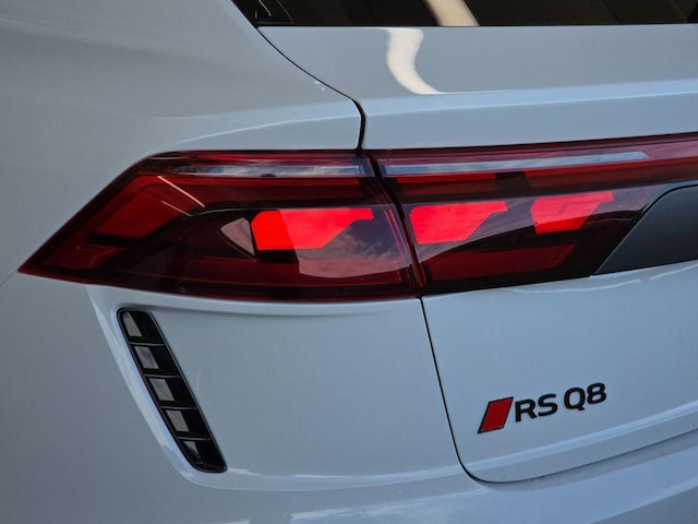 2026 Audi RS Q8 Base - Photo 25